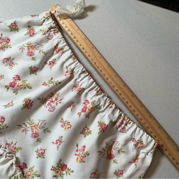 HANDMADE Ruffly Roses Mini Skirt - Picture 6 of 9